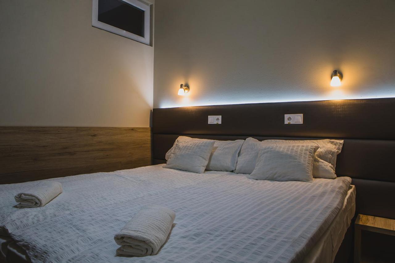Sztar Motel Etterem Balassagyarmat Exteriér fotografie
